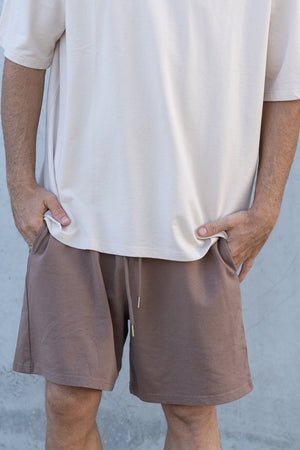 ESSENTIAL BROWN SHORTS