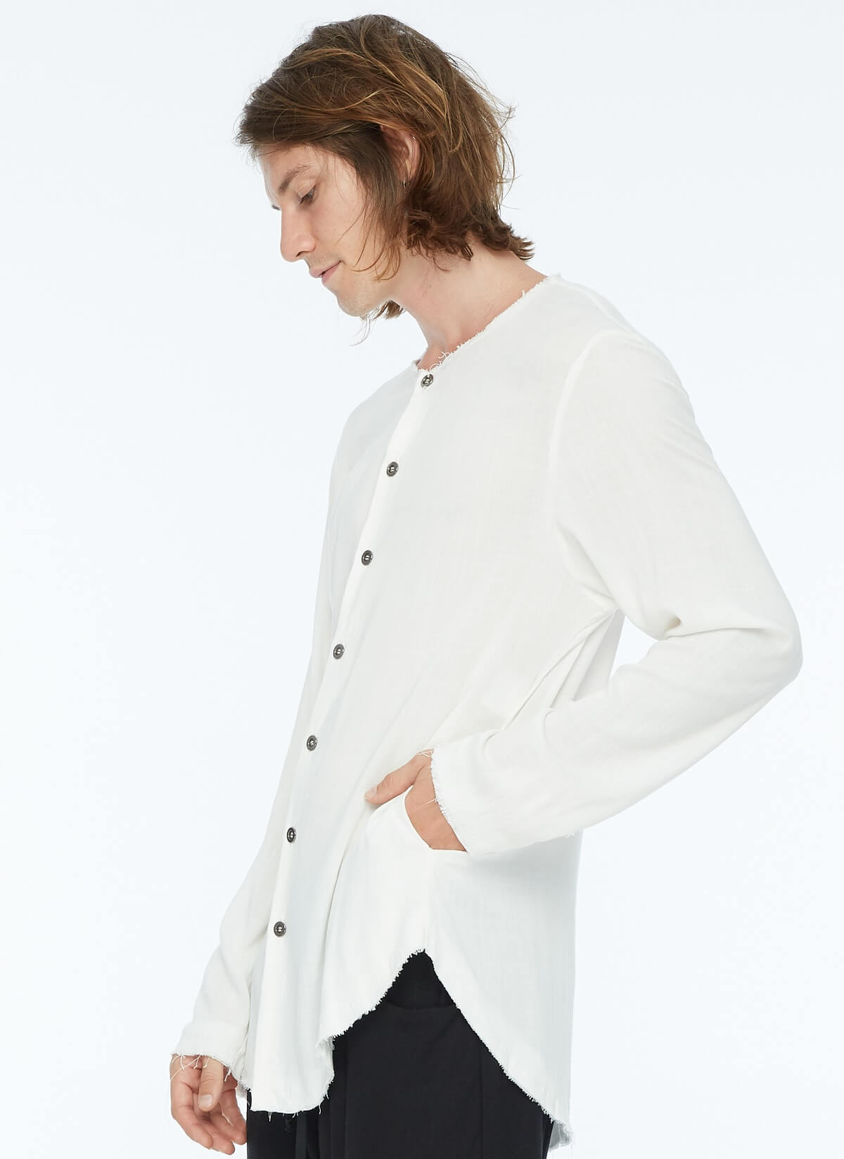 FRAYED COLLARLESS SHIRT WHITE